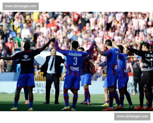 西甲最新赛季战况分析：豪门对决与黑马崛起的精彩故事